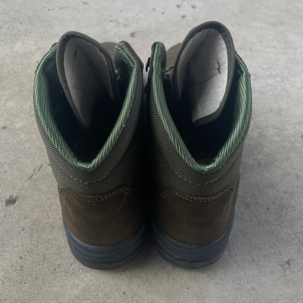 Posting Trekking Hiking Boot - image 3